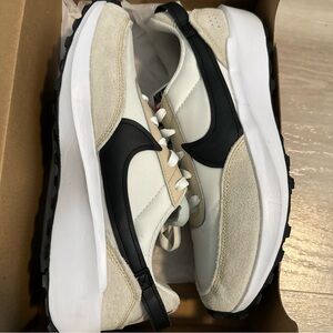 Nike Waffle Debut Sanddrift Black 2022